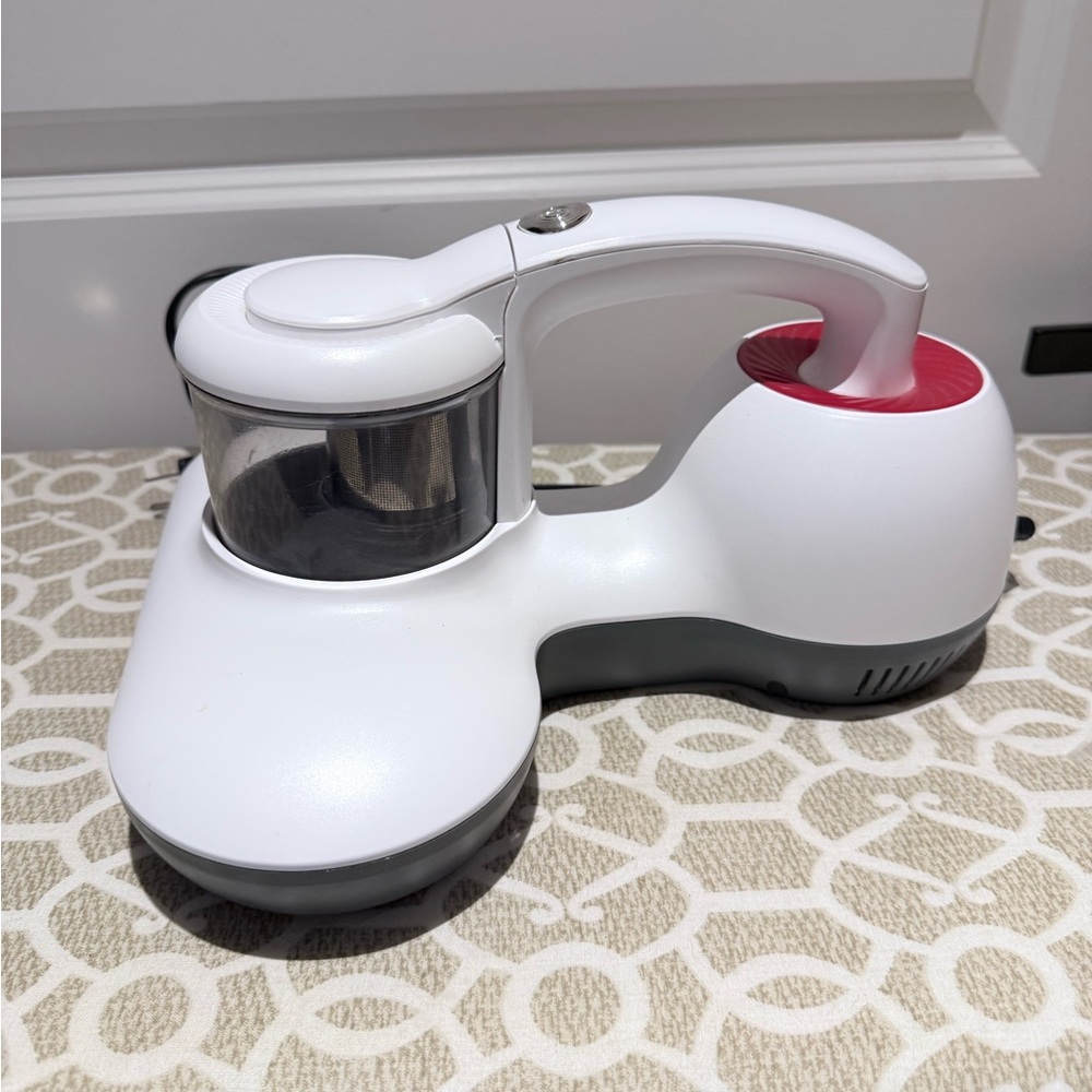 Hersven Mattress Bed Vacuum Cleaner UV HANDHELD 12800 Vibrations Per/Min